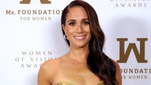 Get Meghan Markle’s Designer Blouse For Just $19
