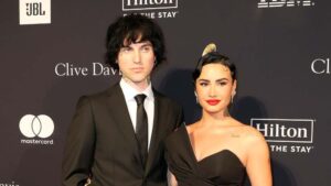 Demi Lovato Marries Jordan Lutes In Stunning Vivienne Westwood Gown