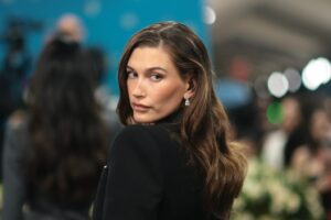 Hailey Bieber on Divorce Rumors: Such a “Mindf-ck!”