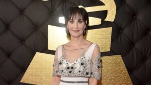 Enya’s Reclusive Life: ‘Sail Away’ Singer Lives in Castle With Her Cats