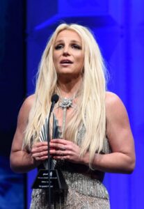 Britney Spears is Spiraling Out of Control, Report Alleges