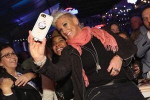 Bobby Flay Pays Special Tribute to Anne Burrell: She was Unforgettable…