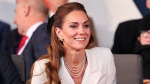 Kate Middleton’s Go-To Tote Bag Is Trending — And Amazon Has a Version for 89% Less