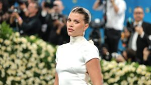 Channel Sofia Richie’s Chic Brunch Style With These 11 Looks on Amazon