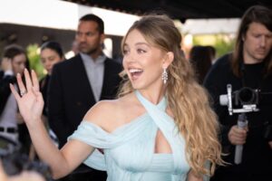 Sydney Sweeney’s ‘Enormous Breasts’ Earned Her an Invite to Bezos …