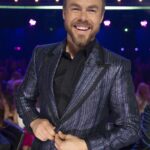 Robert Irwin and Witney Carson React to Derek Hough’s ‘DWTS’ Score Prank