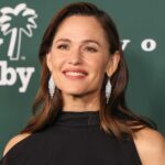 Get Jennifer Garner’s Comfy and Practical Boots on Sale for $33