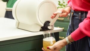 Want to Make Kombucha? This Kit Makes it Easy and Affordable